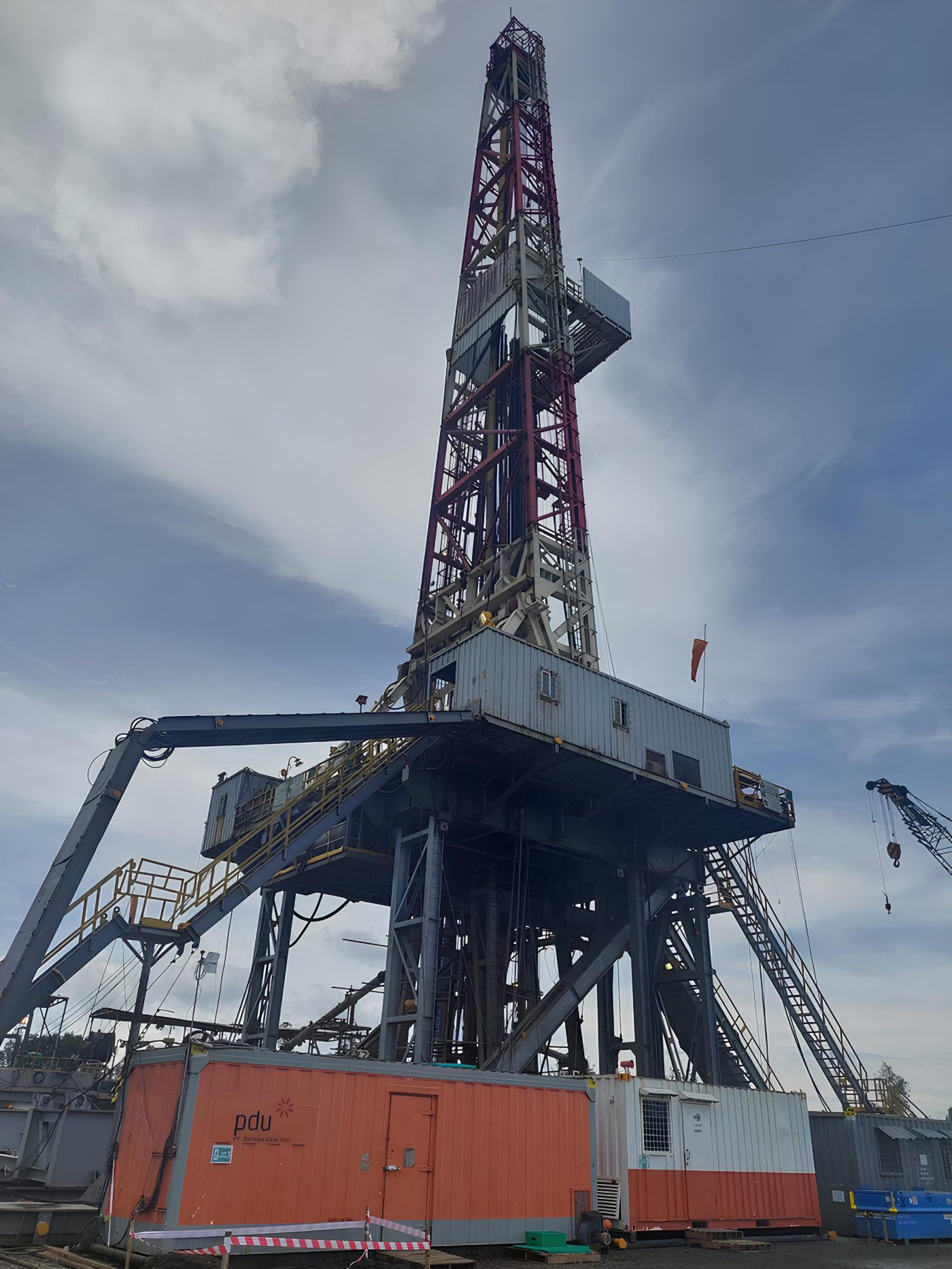 Rig pengeboran PT Parama Data Unit